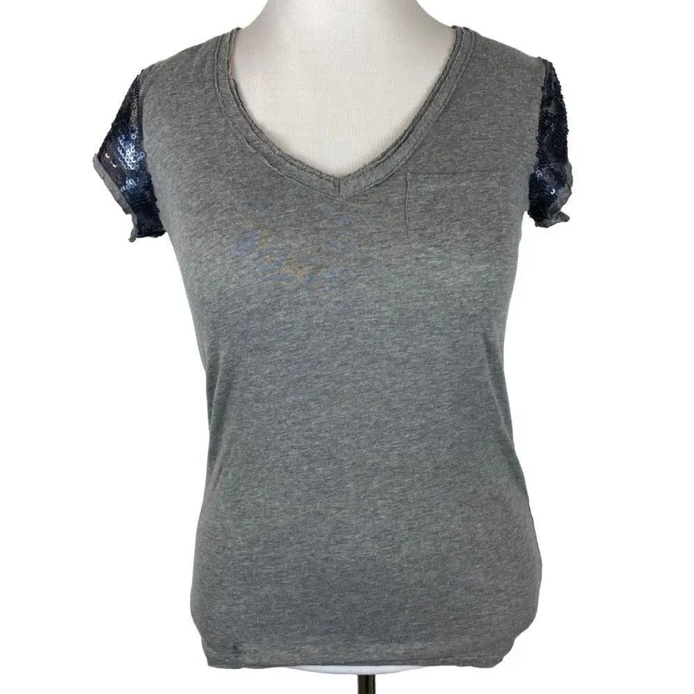 LOFT Comfy t-shirt with navy sequin sleeves- size s